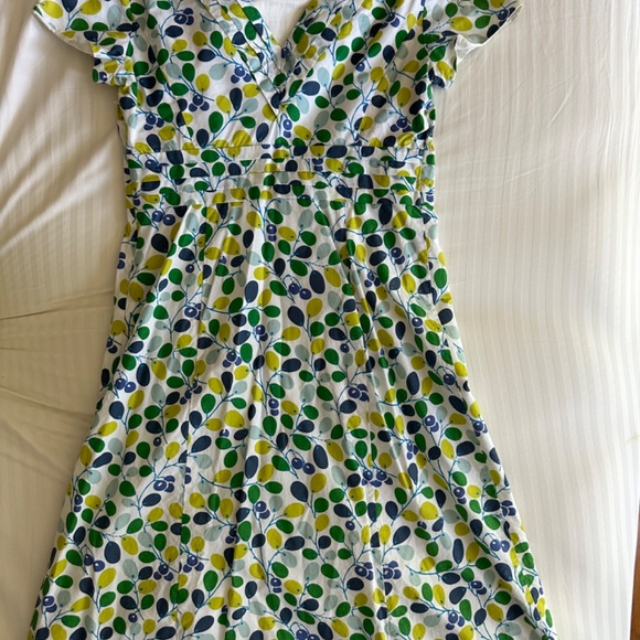 Boden Reggata Dress - Olive Pattern - Size 4R - Picture 2 of 3